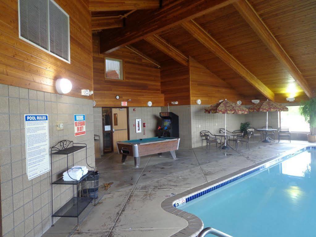 Rodeway Inn Hesston Kültér fotó